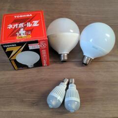 人感センサーLED電球2個、LEDボール型電球2個、ネオボール1個