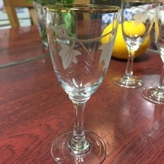 葡萄切子の食前酒グラス　リキュールグラスの画像