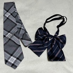 女児用ネクタイ　2本