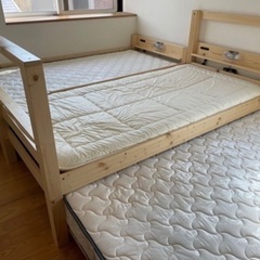 3段ベットと専用マットレス2枚をセットでお譲りし