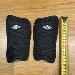 UMBRO アンブロ　シンガード　サッカー