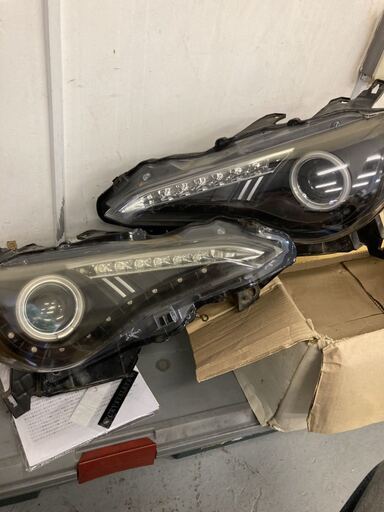 ZN6 CRYSTALEYE ヘッド ライト ランプ 社外 86 左右 セット