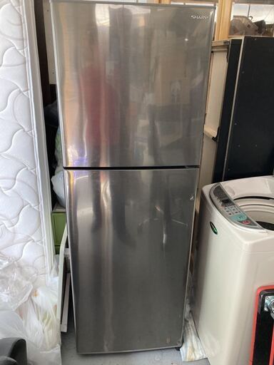 冷凍 冷蔵庫 シャープ SHARP ノンフロン LED照明 2ドア 225L SJ-D23E 2019年 冷凍冷蔵庫