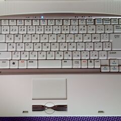 マルチブートノート (XP Vista 7 8.1 10 11)NEC Lavie LL370M