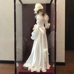 RIBBON EXCEL 西洋人形　白いドレス　♯ロリータ好き