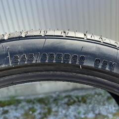 夏タイヤ　245/35-20