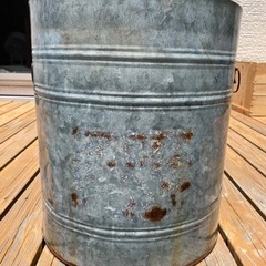 昭和レトロ　ブリキ缶　物入れの画像