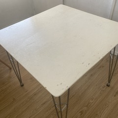 正方形　テーブル　ホワイト