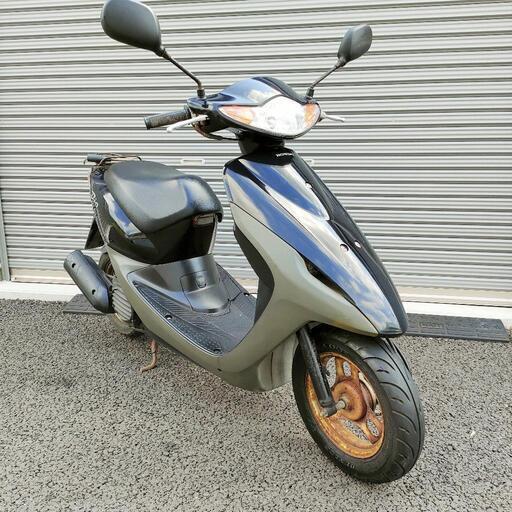 ☆☆ホンダスマートディオ　AF56　シルバー　水冷4スト低燃費マシーン ⭐ホンダスマートディオ AF56 シルバー 水冷4ストキャブモデル 小傷