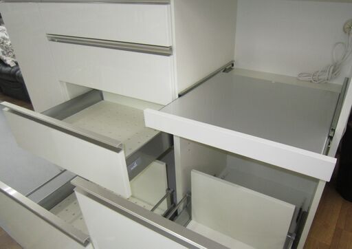 R074 高級PAMOUNA SUPERIOR キッチンボード、食器棚、幅140cm 美品