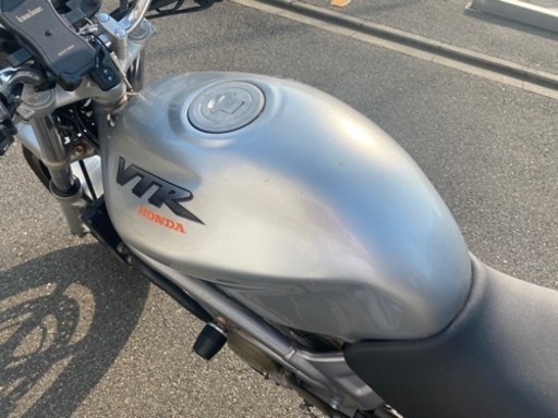 バイク、VTR250