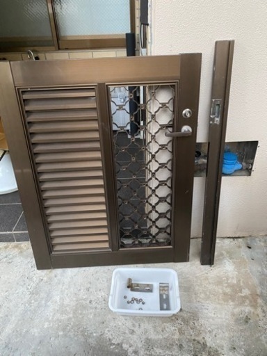 アルミ製門扉