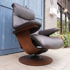 karimoku(カリモク家具)のTHE FIRST(ザ・ファースト) RU74 本革 リクライニングチェアー&オットマンです。北欧スタイルのレザーパーソナルチェアーはシアタールームなどにもおススメ♪CE133