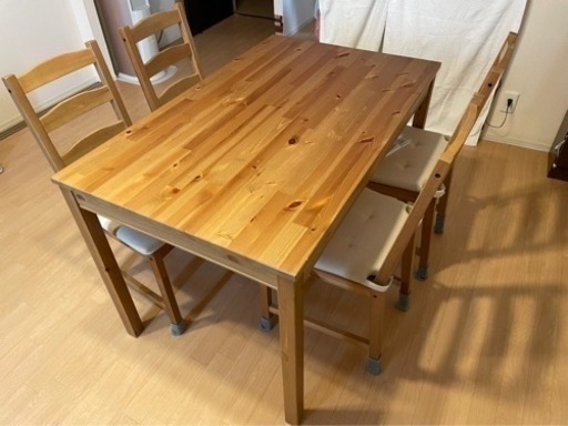 ダイニングテーブル　木製　IKEA