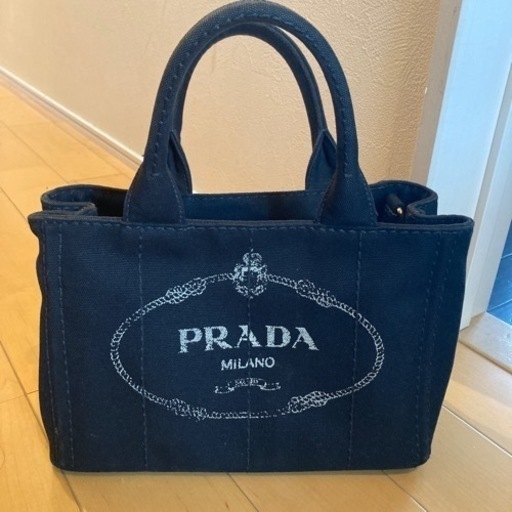 PRADA トートバッグ