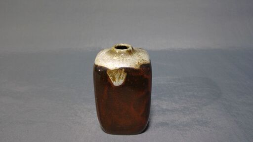 【花器】【陶器製】【一輪差し】　角型　高さ8cm 華道　　　　272050002E5B76