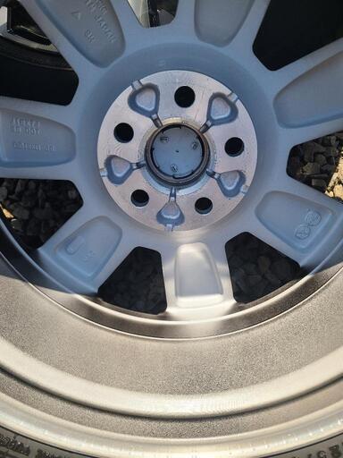 新車外し タイヤ【デリカD:5 225/55 R18 純正ホイール、ナット付き