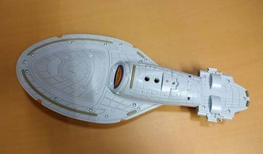 Playmates スタートレック スターシップ U.S.S. VOYAGER NCC-74656