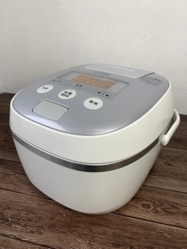 お引取り限定 美品 17年製 タイガー 5.5合炊き IHジャー炊飯器 JPE-A100 ホワイト