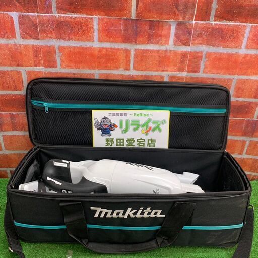 makita CL281FD 充電式クリーナ【野田愛宕店】【店頭取引限定】【中古】IT7U4T4UGLNS