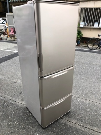大阪市内配達設置無料⁉冷蔵庫⭕️保証付き