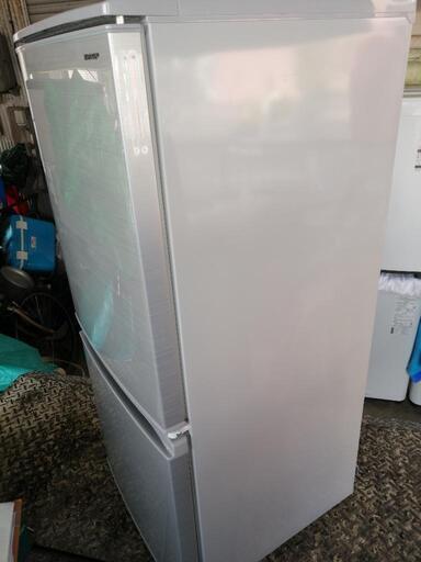 【キレイめ】⑬シャープ　2ドア冷凍冷蔵庫　137L  2018年製