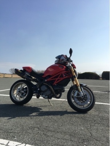 ドゥカティ　モンスター　1100s 車検付き
