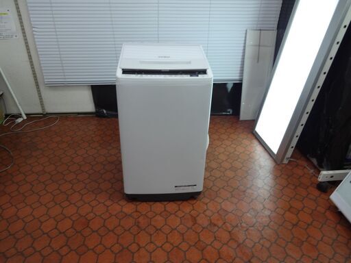 ID 027046　洗濯機　日立　7K　２０２０年製　BW-V70E