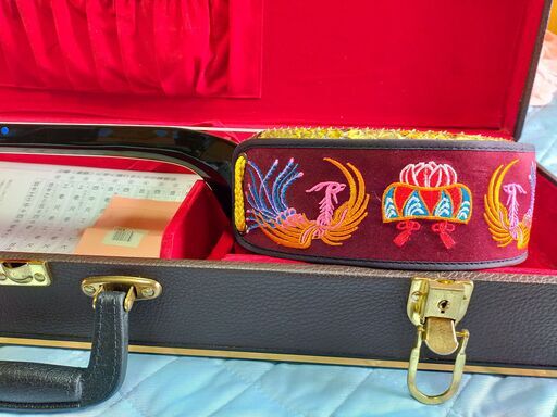 値下げしました！黒檀本皮強化張り三線 値下げしました！黒檀本皮強化張り三線