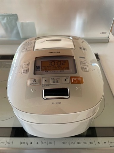 東芝　TOSHIBA 炊飯器　5.5合　RC-10VQF