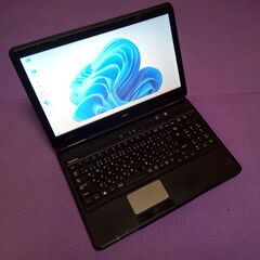 マルチブートノート (XP Vista 7 8.1 10 11)NEC Lavie LL370M