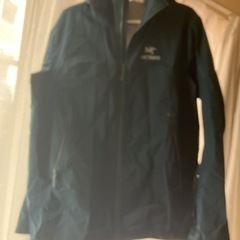 5/31まで　アークテリクス　緑　M