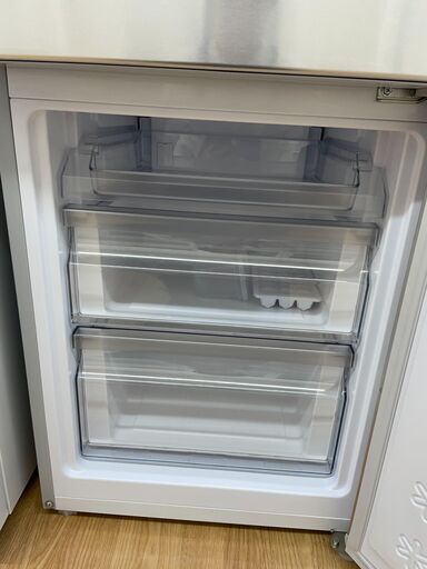 冷蔵庫　ELSONIC　2020年製　EH-R1482F　148L　SJ236