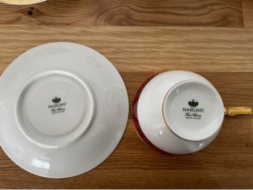 ナルミ 5色金彩 ティー・コーヒーカップ&ソーサー 5客 碗皿