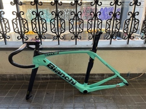 ビアンキ　oltre xr3 2020 フレームセット　美品
