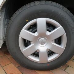 新型ハイエース ６型　トヨタ 純正タイヤホイールセット　２１年製　新車外し　4本セット ダンロップ　195/80R15 