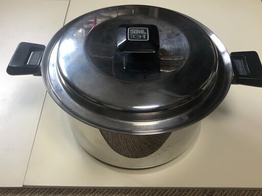 シールタイトの無水鍋　クッキングガイドブック付き