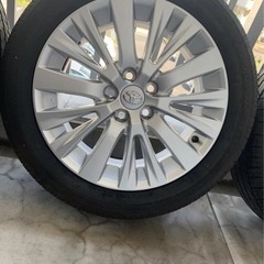 値下げ❗️トヨタ純正アルミ　235/50R18  97V