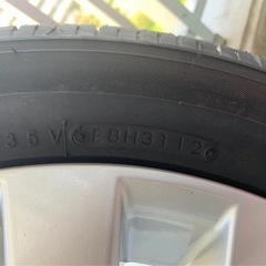 値下げ❗️トヨタ純正アルミ　235/50R18  97V