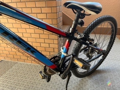 TREK MT220 小学生高学年自転車 自転車 