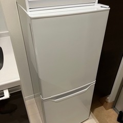 【ネット決済】【3000円美品】昨年購入冷蔵庫