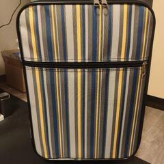 ストライプ柄　布製キャリーバッグ(スーツケース)