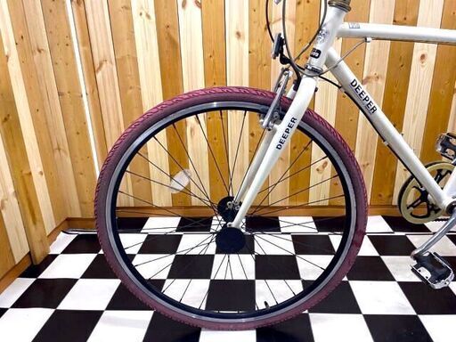 DEEPER　クロスバイク　DE-009　SHIMANO 6段階変速機付属　26インチ　自転車　通勤　通学 DEEPER クロスバイク DE-009 SHIMANO 6段階変速機付属 26インチ 自転車