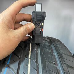 夏タイヤ　225/55/19　A1905