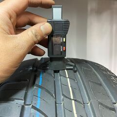 夏タイヤ　225/55/19　A1905