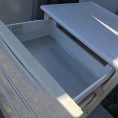 家庭用 冷凍庫 ホームフリーザー 電気冷凍庫 サンヨー HF-12RT - 売ります・あげます