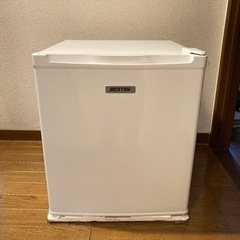 冷蔵庫  47ℓ  コンパクト  2017年製【取引中】