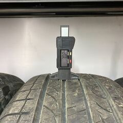 夏タイヤ　235-55-19　AY1902