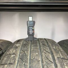 夏タイヤ　235-55-19　AY1902