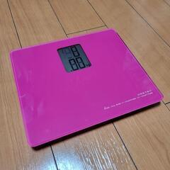 ピンク☆清潔感あるガラス体重計